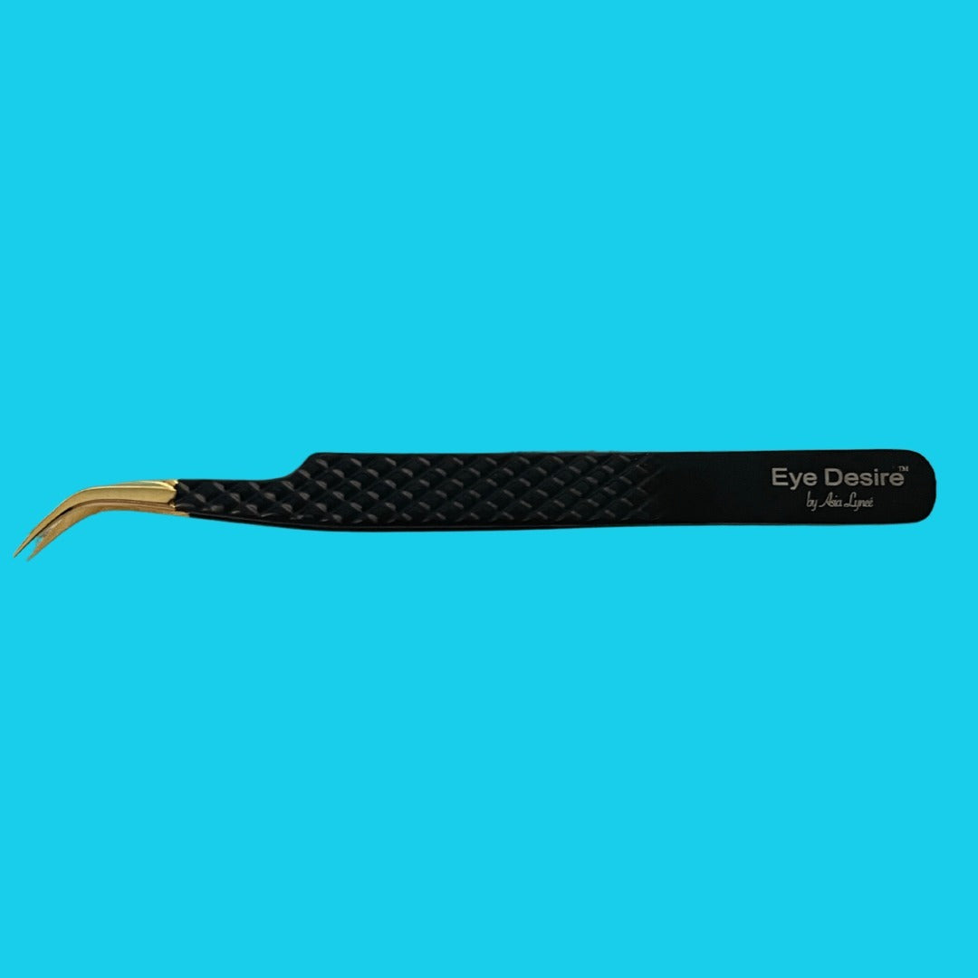 “Marina” S curve tweezer Black