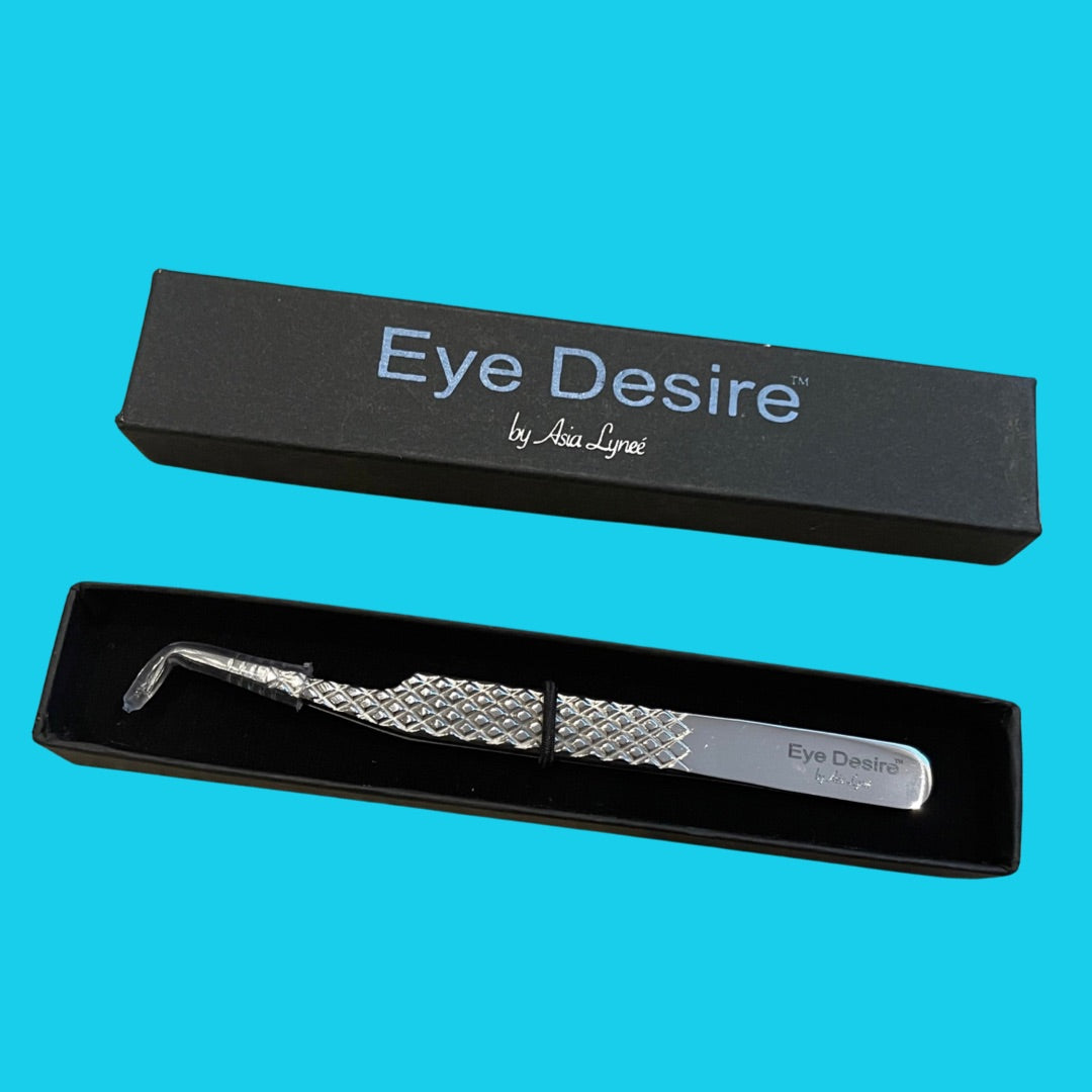"Dynamite" 90 Degree Angle Tweezer Silver